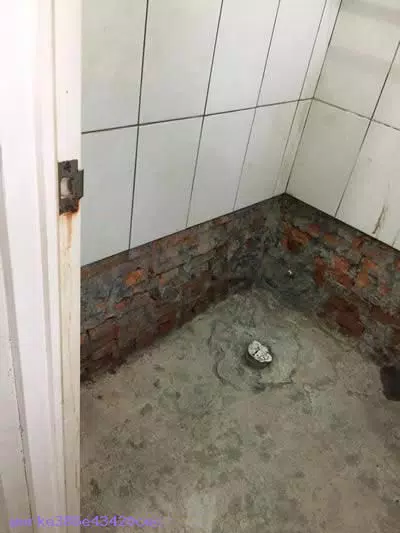 自家浴室重建-牆壁防水泥作-屏東浴室修繕